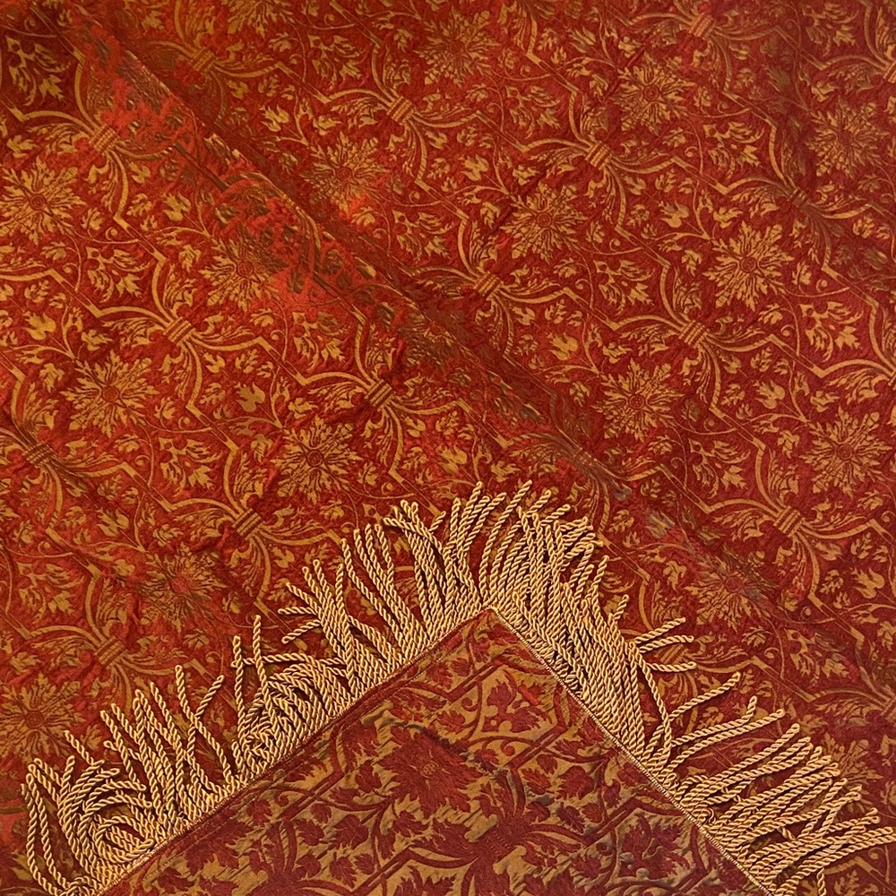 62” x 62” Tablecloth